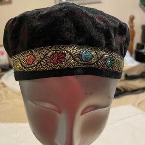 Vintage Velvet Women’s Hat